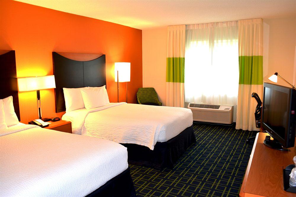 Fairfield Inn And Suites St Petersburg Clearwater Pinellas Park Extérieur photo