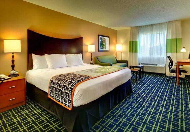 Fairfield Inn And Suites St Petersburg Clearwater Pinellas Park Chambre photo